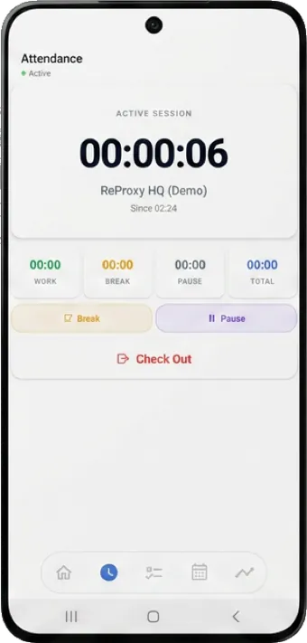 Personal attendance app showing an active work session with work, break, pause and total timers